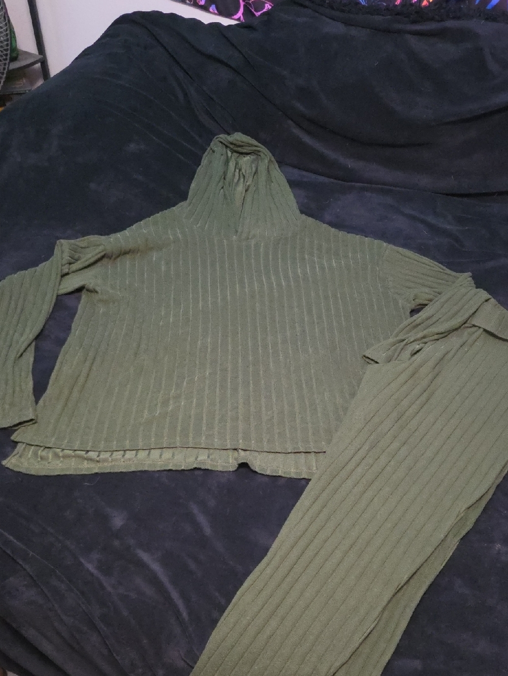 Olive Green Ribbed, Hooded Sweater Pant Set for Women